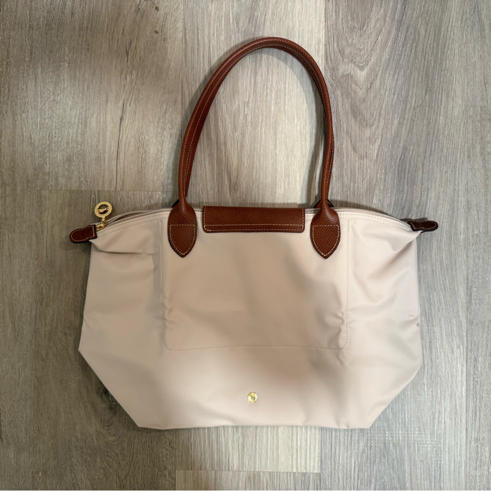 Longchamp- Le Pliage Original Medium Nylon Tote Bag in Paper - Picture 3 of 6